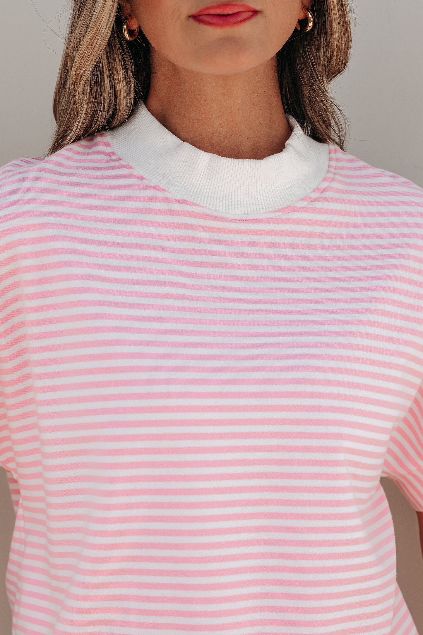 Stripe Cuffed Sleeve Contrast Mock Neck Tee Casual 2pcs Short Set