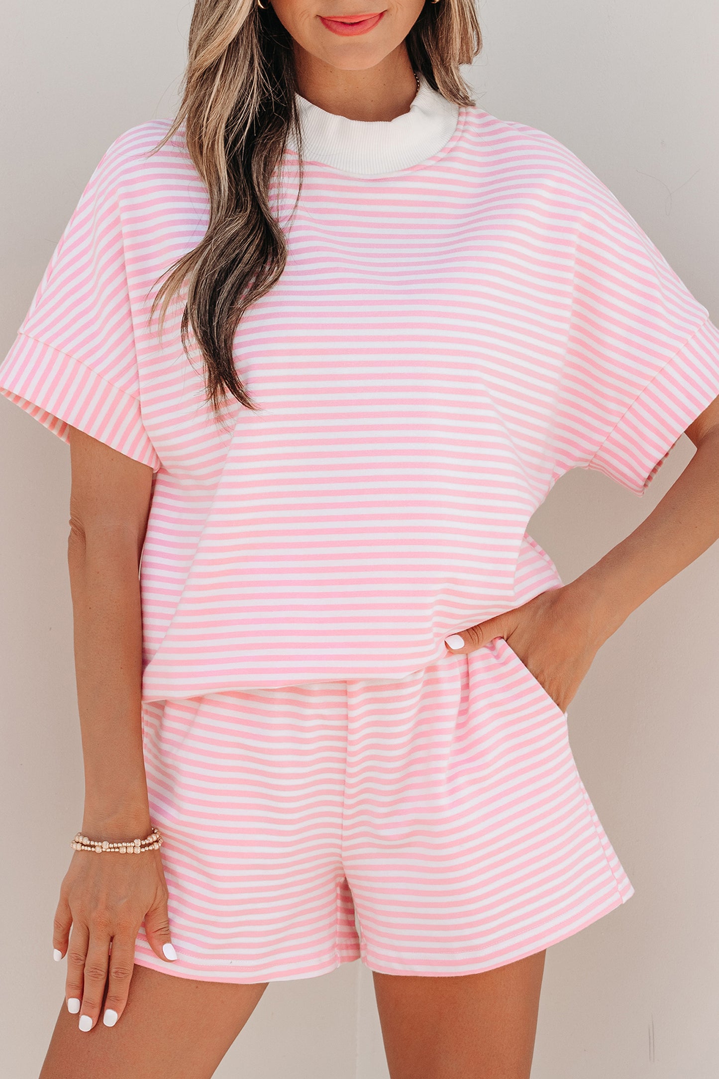 Stripe Cuffed Sleeve Contrast Mock Neck Tee Casual 2pcs Short Set