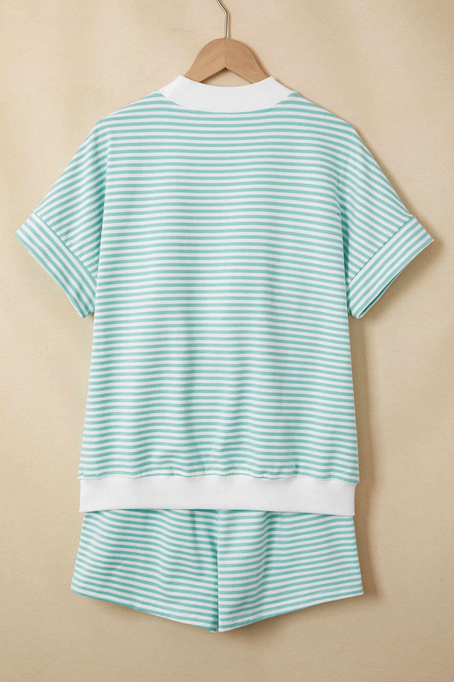Stripe Cuffed Sleeve Contrast Mock Neck Tee Casual 2pcs Short Set