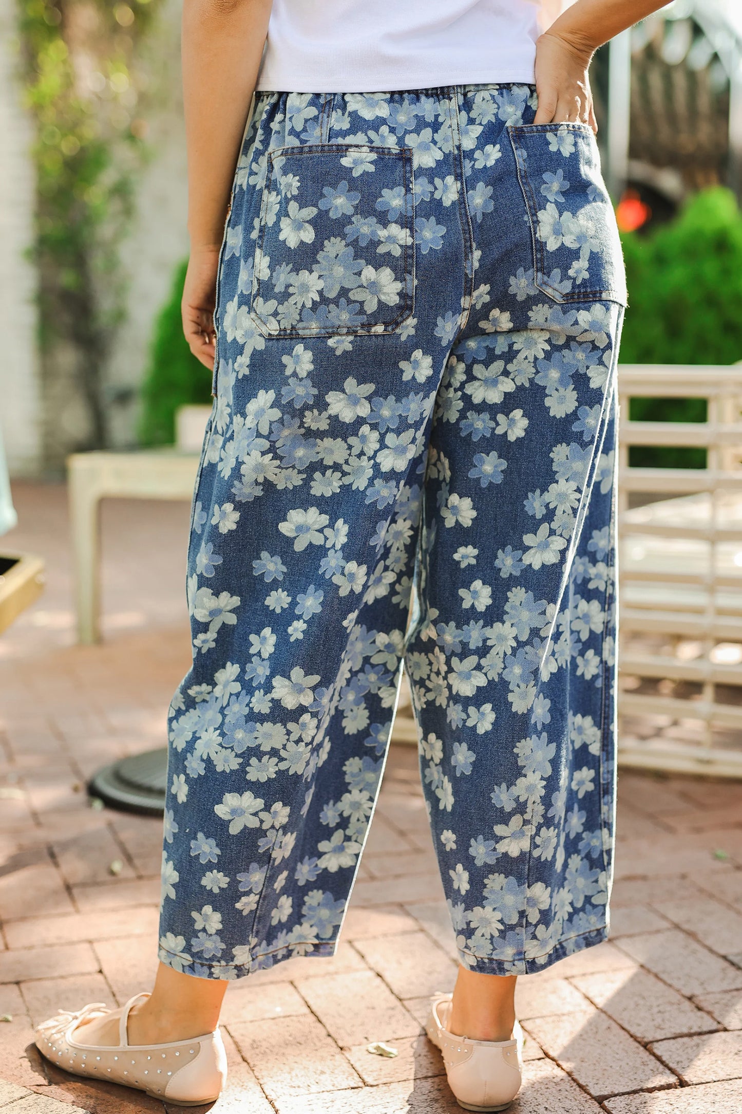 Sky Blue Dainty Floral Printed Drawstring Barrel Jeans