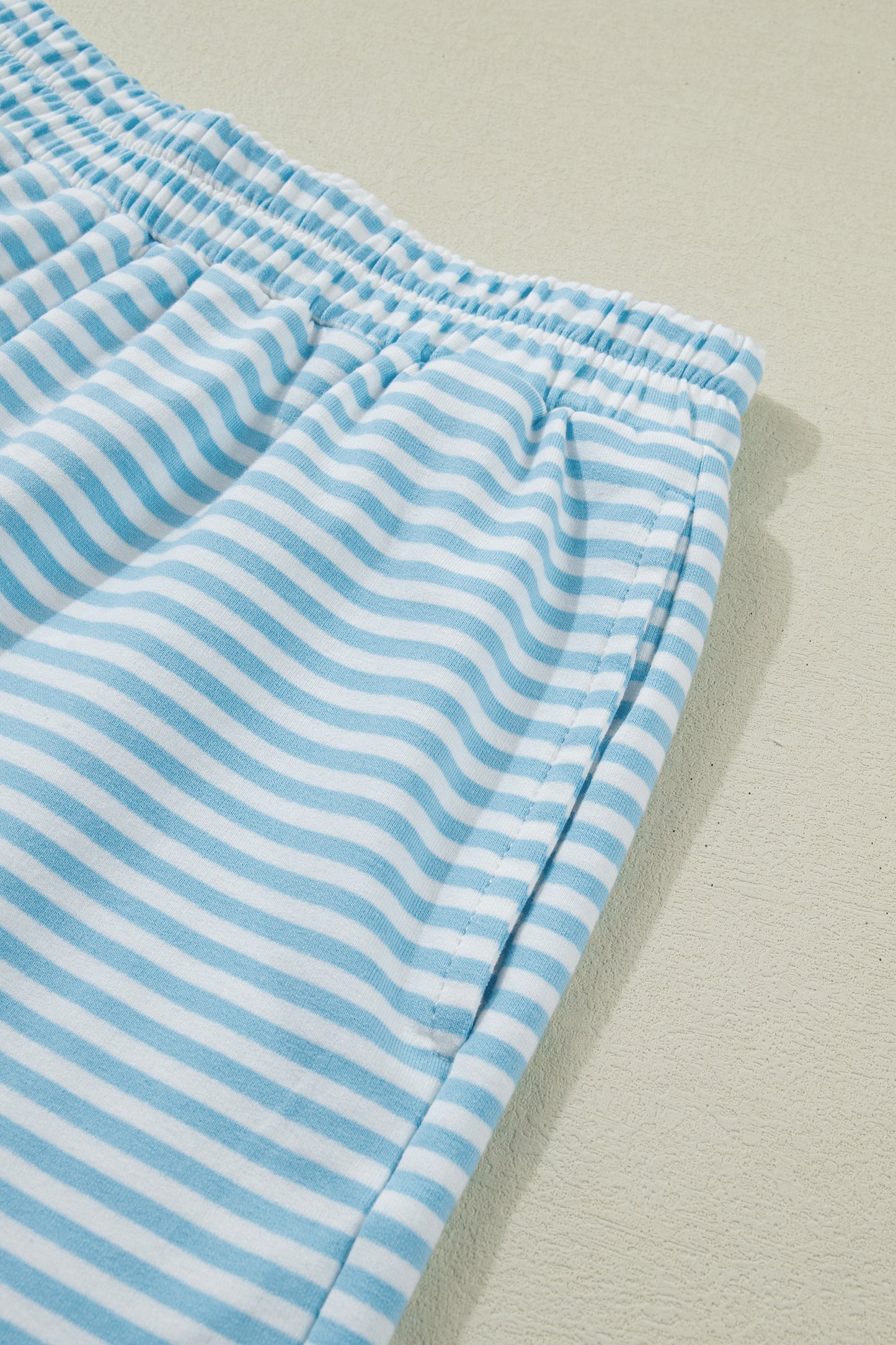 Stripe Cuffed Sleeve Contrast Mock Neck Tee Casual 2pcs Short Set