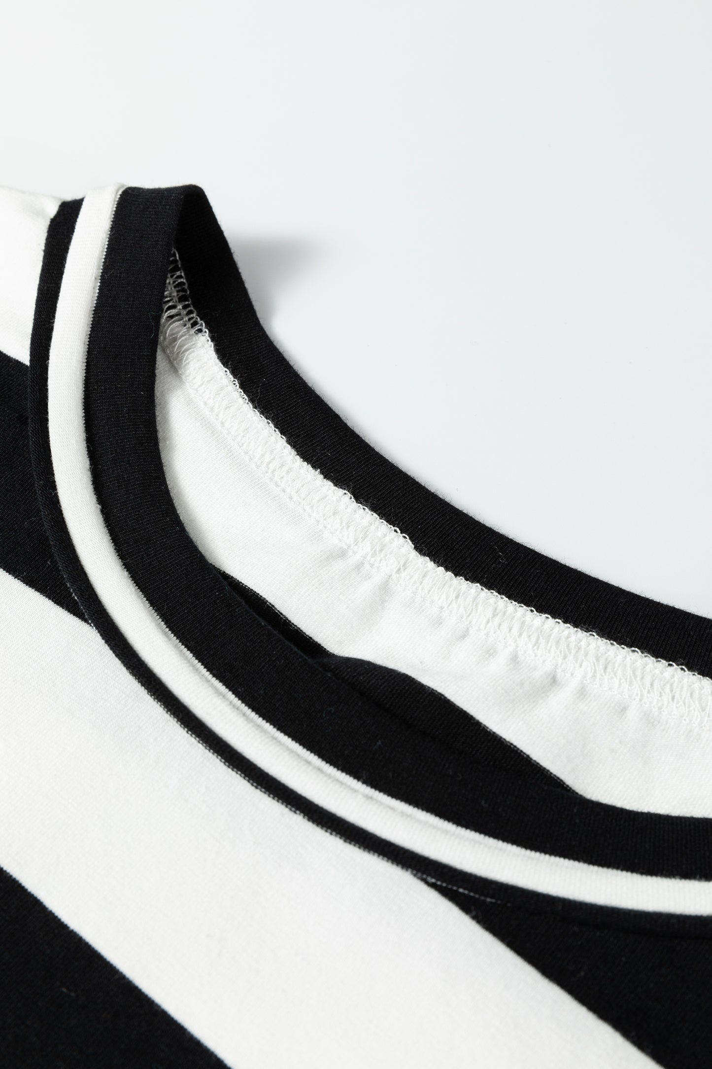 Black Stripe Floral Print Puff Sleeve Patchwork Blouse